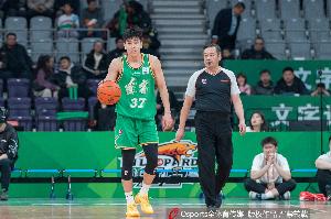 媒体人:辽宁男篮计划在7月初和吉林男篮进行两场热身赛