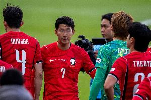 记者:韩国队与媒体关系能否恢复仍存疑问,取决于球员和教练组