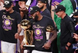 沃西:现代NBA很难再建立王朝 詹姆斯率湖人在园区夺冠已足够珍贵
