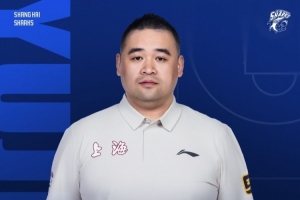 上海男篮官宣:经友好协商 上海男篮球队管理俞剑正式离队