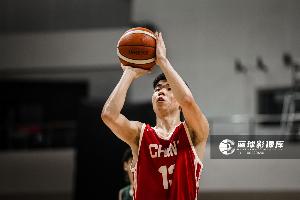 5年后你想在哪里?张懿赵杰:想在NBA