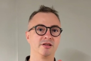 广东男篮主帅:打造球队是一个过程 我们需要时间沉淀