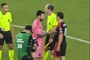 4-0大胜华盛顿联!赛后梅西与对手一一握手,率球队向球迷谢场