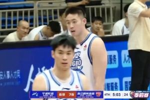 曾经的“北大约基奇”!李苑鑫替补18分钟 9中6拿到16分4板2助