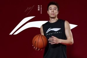 四冠前锋!李宁今日官宣签下上海男篮球星张镇麟