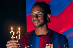 巴尔德迎23岁生日,巴萨官方晒照为其送上生日祝福