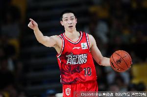 再适应下节奏?状元宋昕澔首发16分钟 7中4拿8分3助&也出现3失误