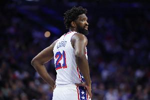 恩比德:我以前太过依赖后仰跳投 以后我会阅读防守做出合理选择
