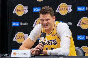 饼管够!凯斯勒单场10次扣篮 NBA历史第二&仅次于奥尼尔