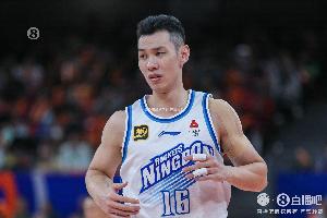 神准可惜空砍!罗凯文10中6拿到队内第二高20分 其中三分5中4