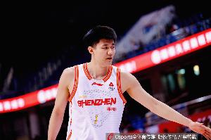外线有谱!武子涵10中6贡献17分 三分7中5&正负值+21
